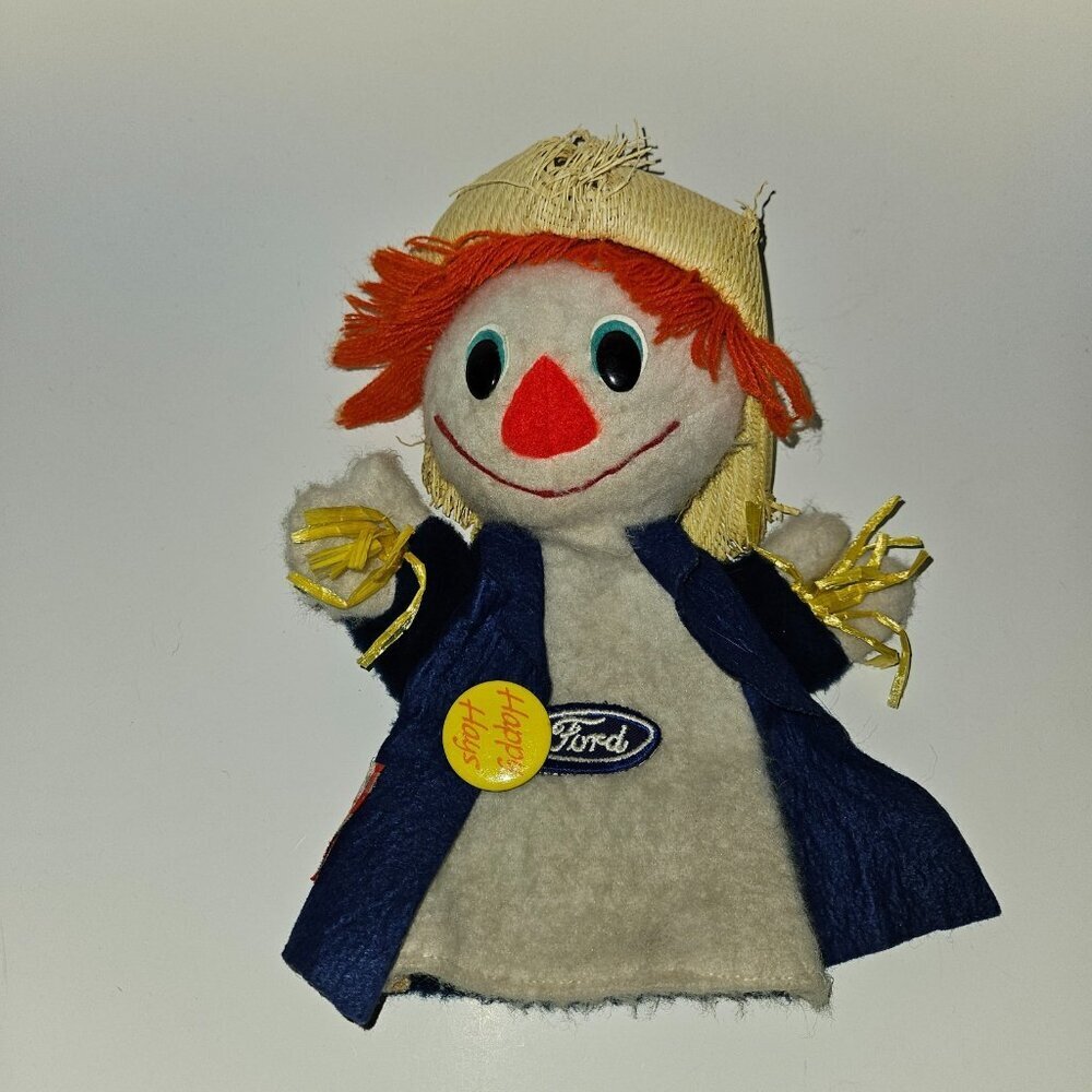 VTG Ford Scarecrow Puppet Happy Hays Pin Felt Body Straw Hat READ